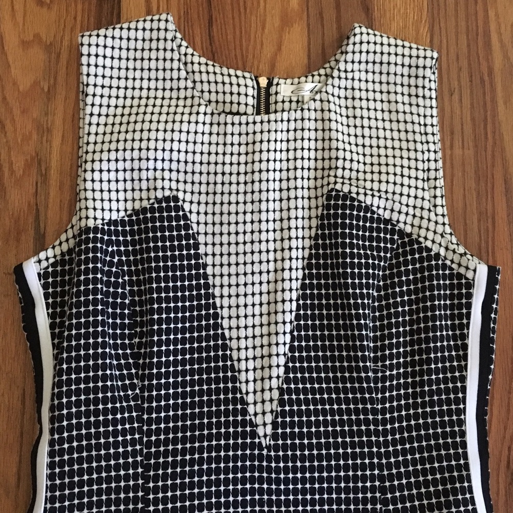 ModCloth Textured Sheath Dress - Picture 3 of 6